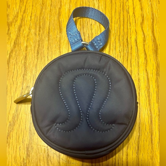 NWOT Lululemon Logo Coin Pouch in Night Sea / Emerald Ice / Blue Nile - Picture 6 of 12